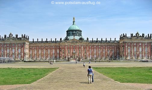 Fuehrung-Neues_Palais